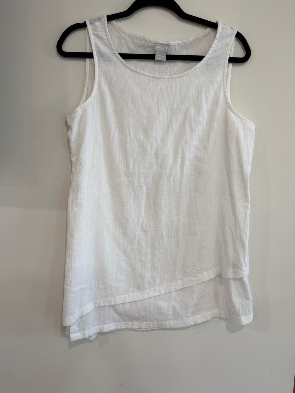 Chico's White Asymmetrical Layered-Hem Scoop Tank